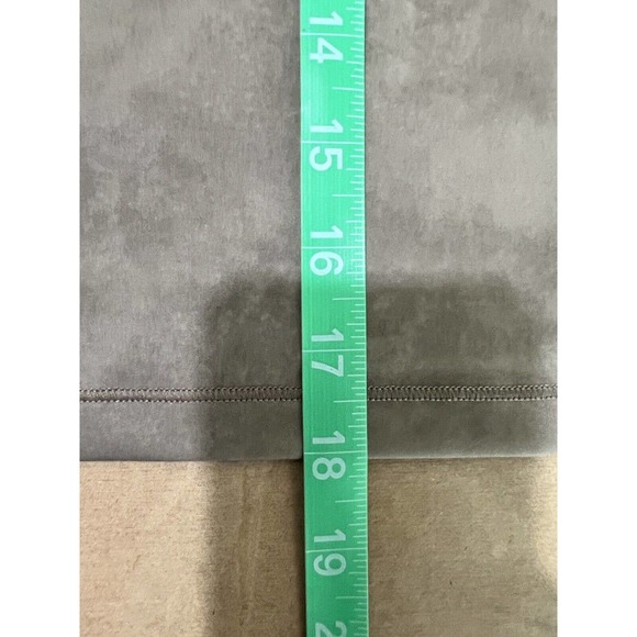 NWT Athleta Shanti Watercolor Stripe Crop Tank 1X Mortar Mushroom Fitted Top - Picture 8 of 8